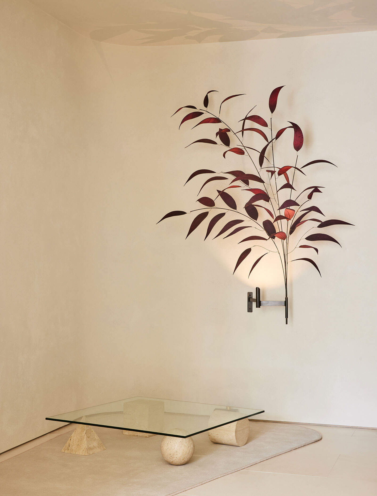 Lella Vignelli/ Vignelli Associates, 'Metaphora Coffee Table', circa 1970; Jean Pelle/PELLE, 'Lure Radiata', 2021 COURTESY: Egg Collective / PHOTOGRAPH: Nicole Franzen