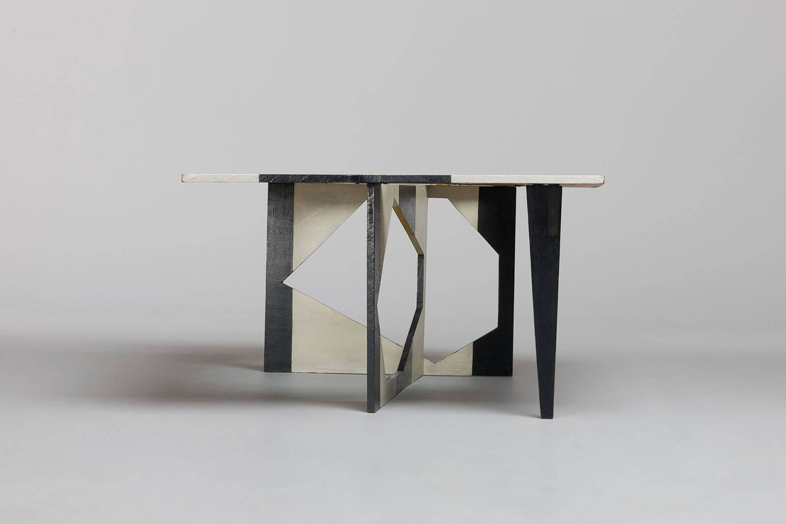 Olle Bonnier, 'Low Table', 1951-54 COURTESY: Jacksons