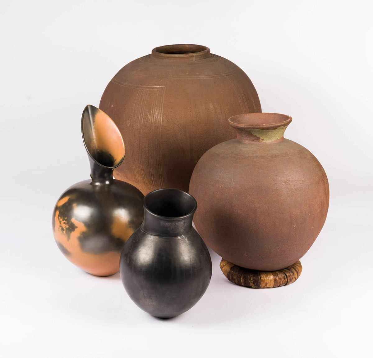 Body Vessel Clay / Black Women, Ceramics & Contemporary Art