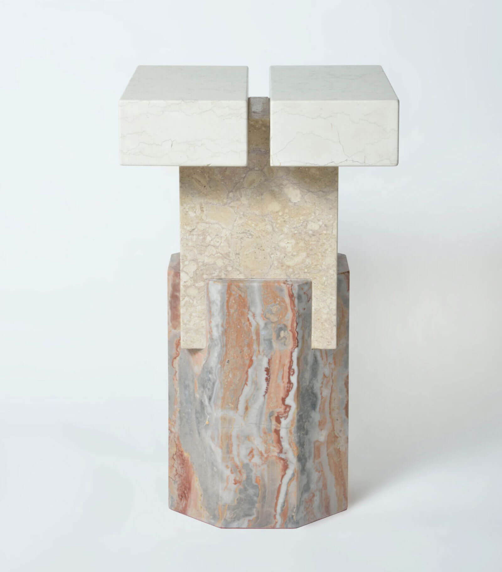 Oeuffice, ‘Ionik Stool’ COURTESY: Oeuffice & Carwan Gallery