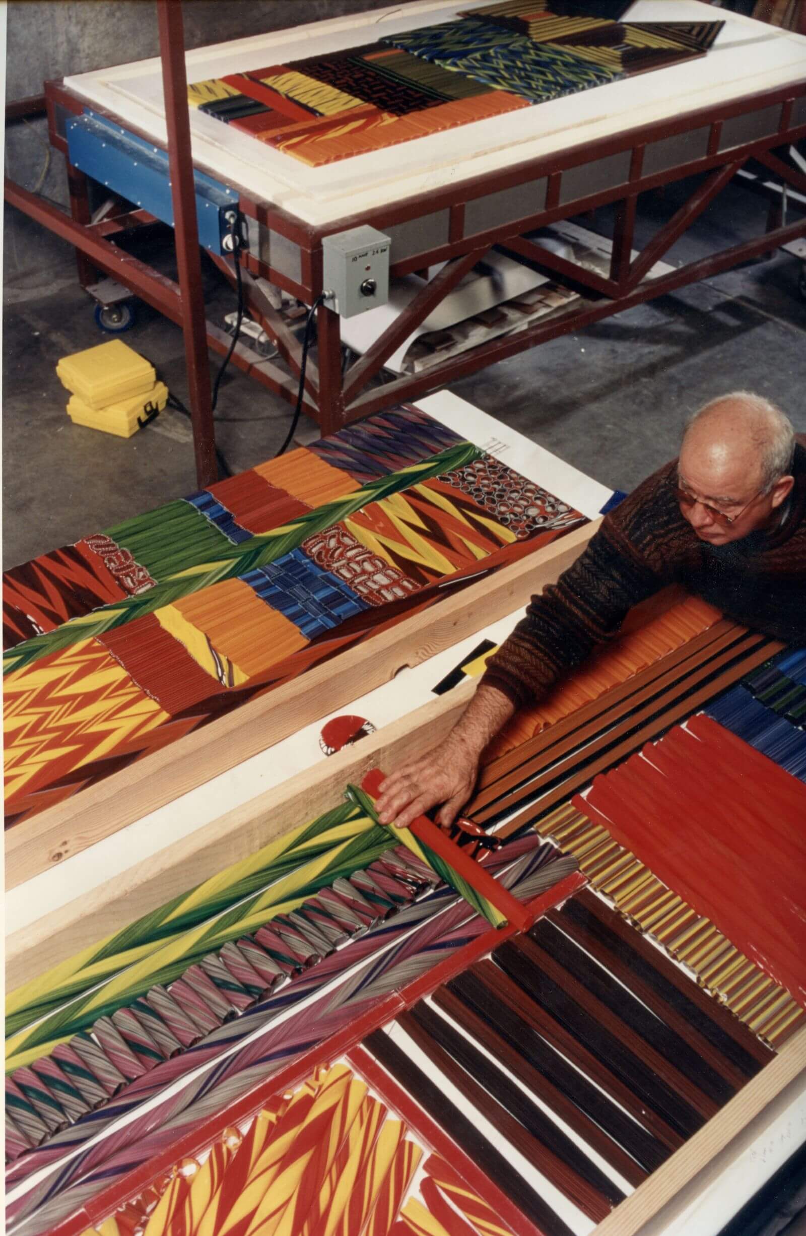 Lino Tagliapietra at work COURTESY: Lino Tagliapietra