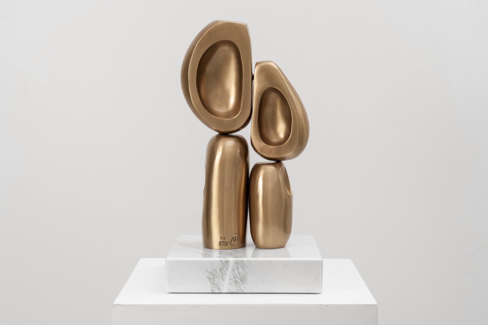 Aude Herlédan, ‘Figure dorée’, 2024 COURTESY: Aude Herlédan & Galerie 1831