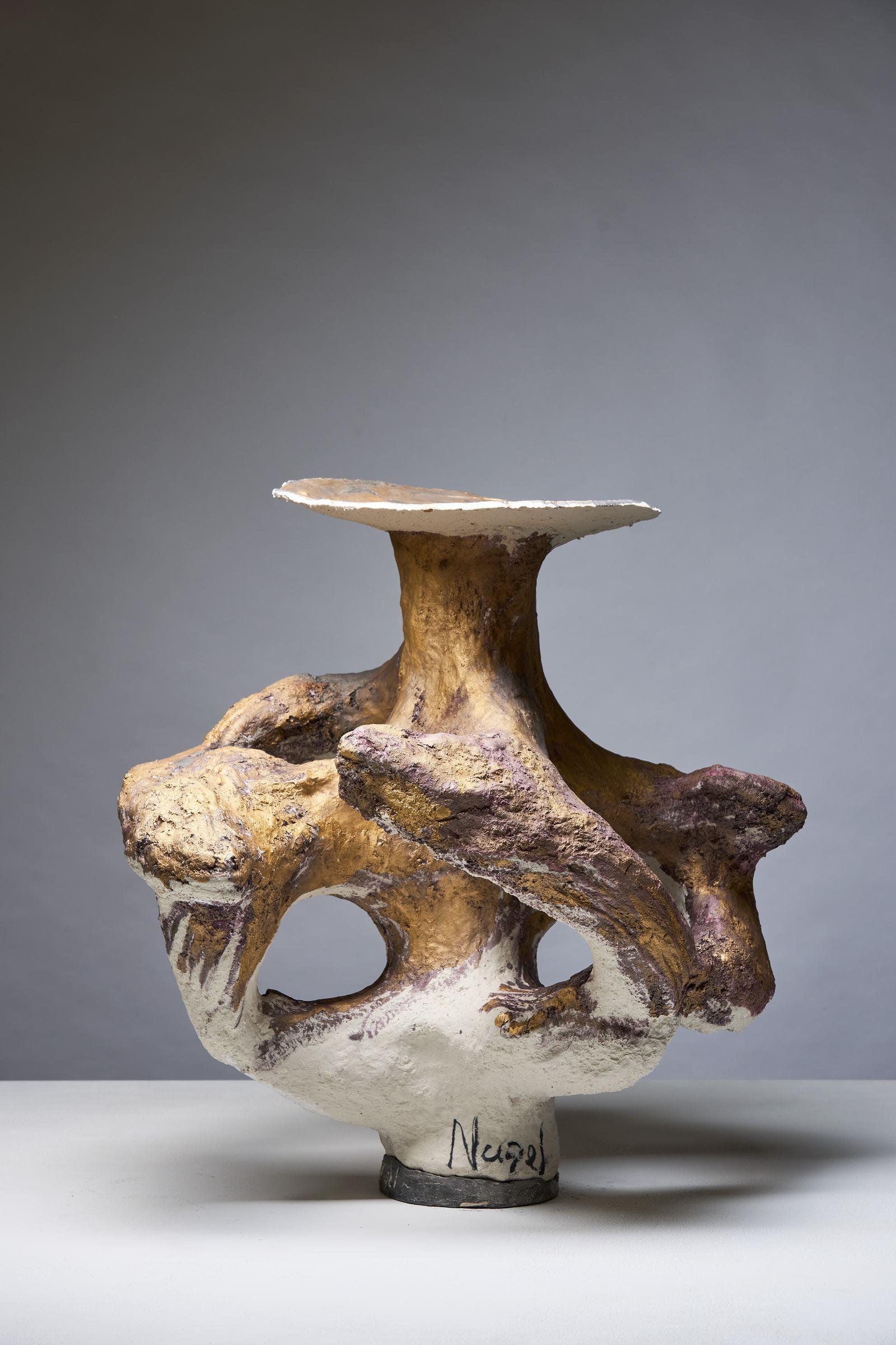 Johannes Nagel, ‘Movement Gold (twist)’, 2025 COURTESY: Johannes Nagel & Florian Daguet / PHOTOGRAPH: © Tom Dachs