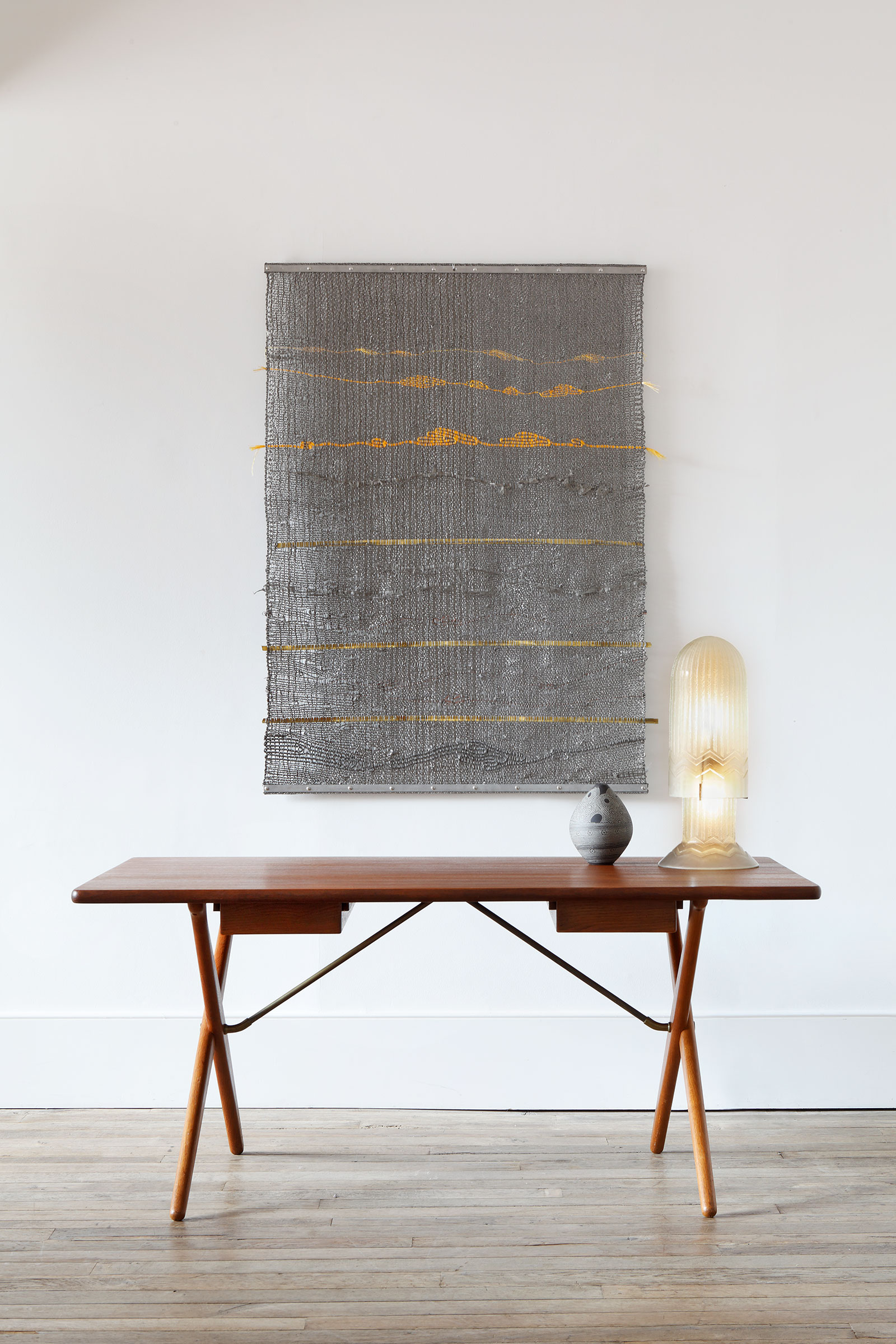 Simone Prouvé, ‘Panneau 030517’, 2017; Hans Wegner, ‘Sawhorse Desk Model AT 303’, 1959; Daum, ‘Large Art Deco Table Lamp reference no. 4991’, circa 1925 COURTESY: © The Artists & Rose Uinacke