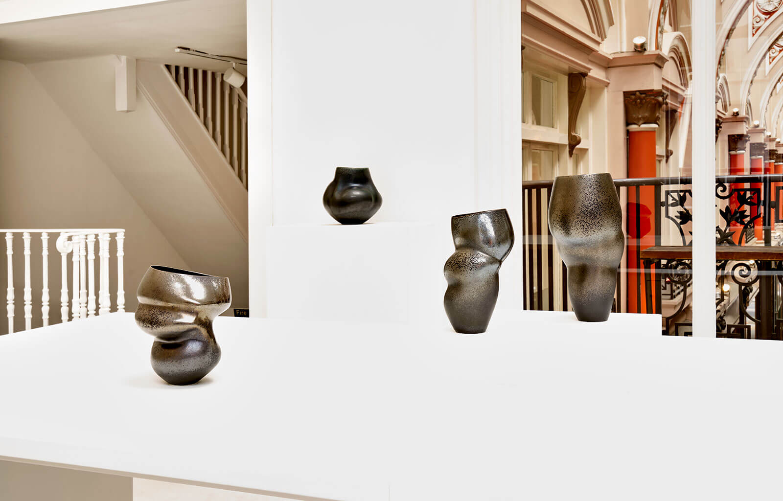 Exhibition view ‘Sara Flynn’ COURTESY: © The Artist & Erskine, Hall & Coe