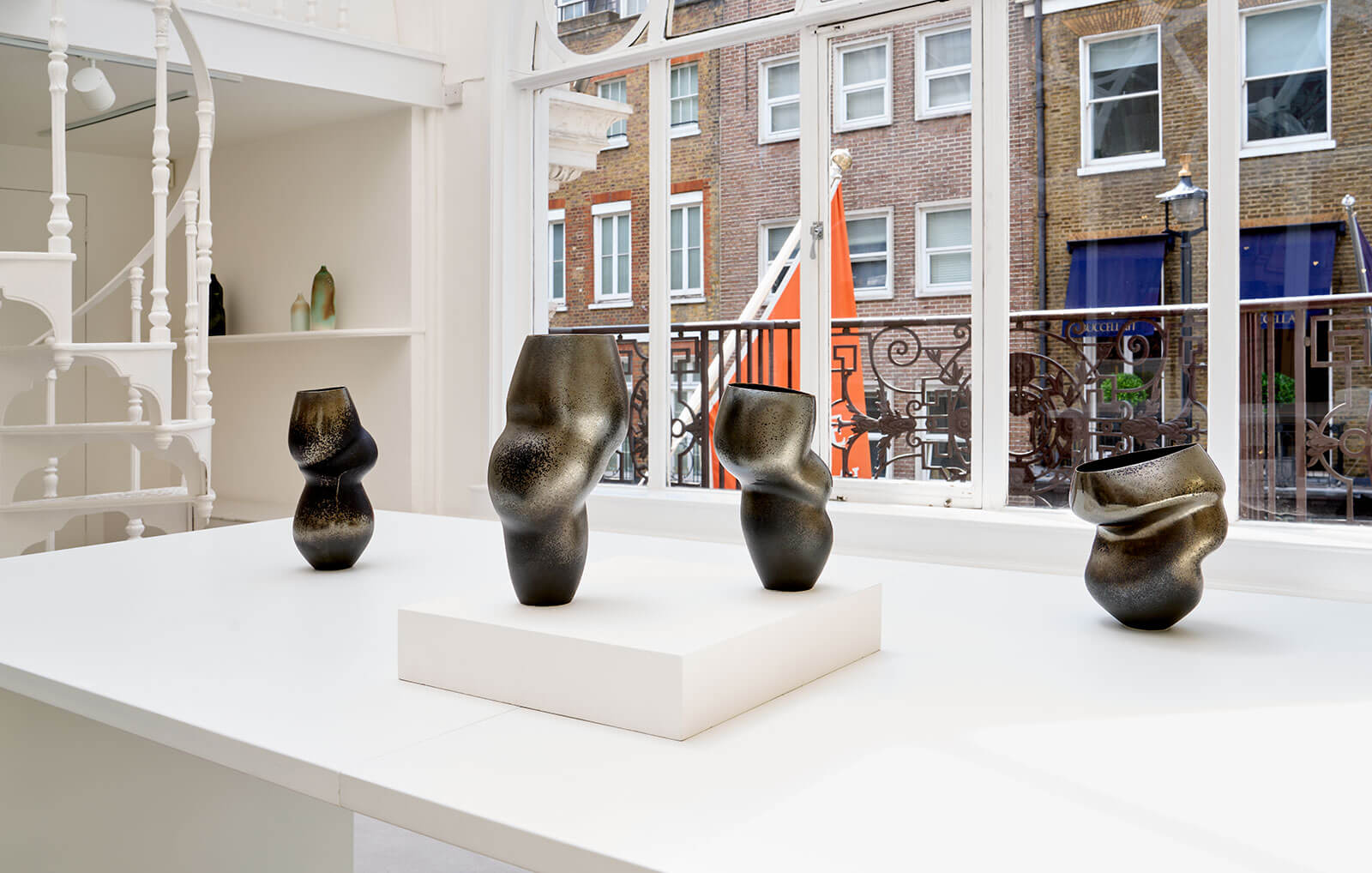 Exhibition view ‘Sara Flynn’ COURTESY: © The Artist & Erskine, Hall & Coe