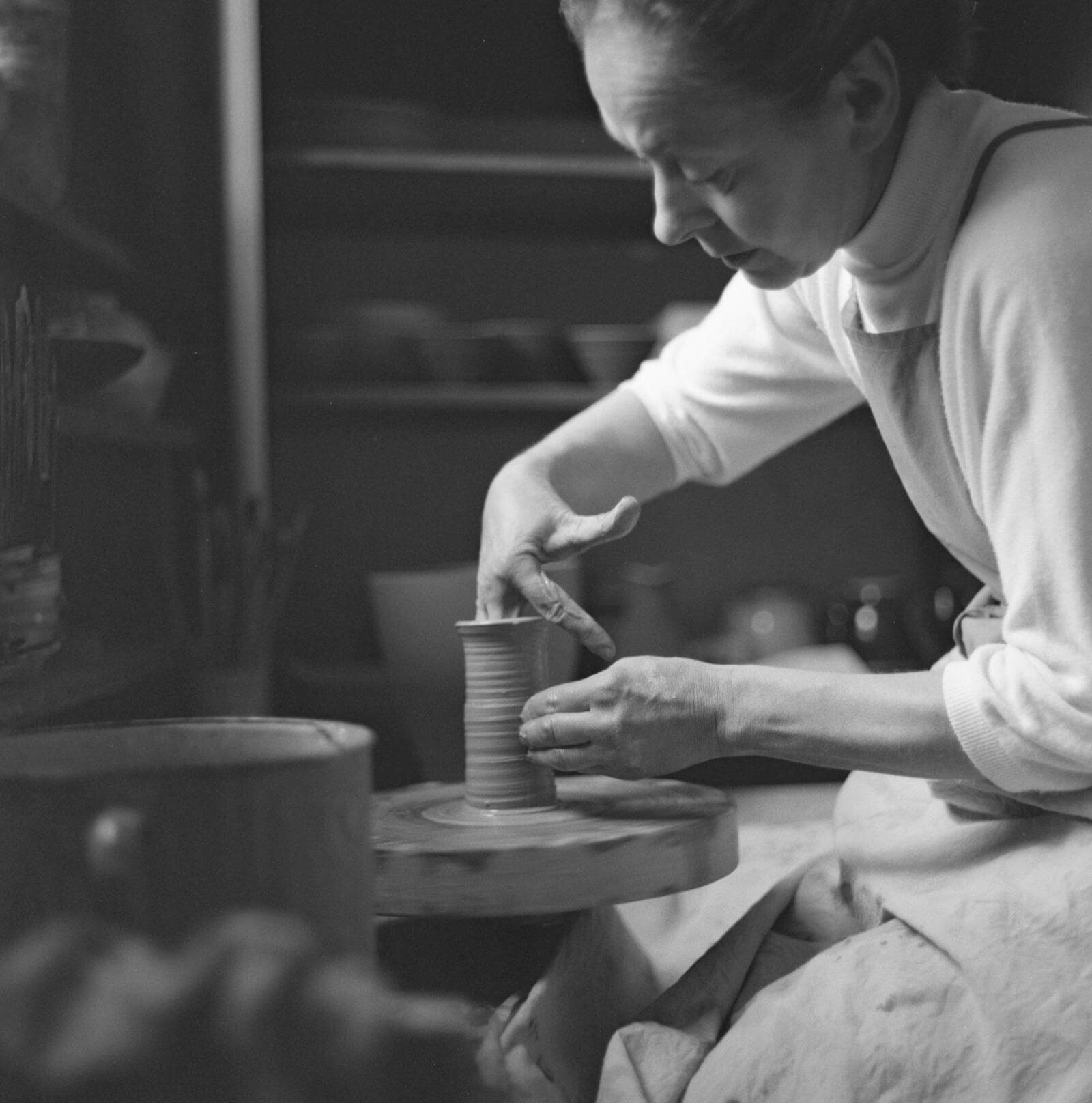 Lucie Rie, Albion Mews, circa 1960 COURTESY: © Estate of Jane Coper / The Lucie Rie and Hans Coper Foundation / PHOTOGRAPH: Jane Coper