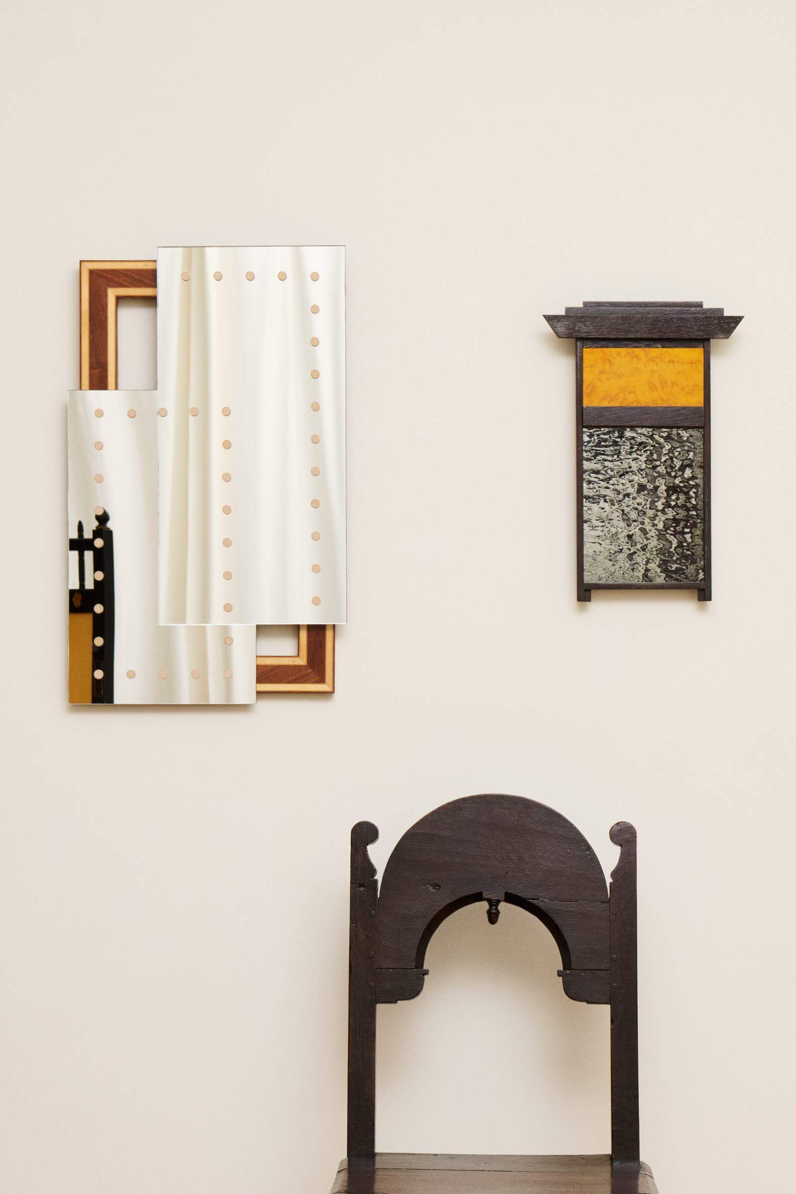 Exhibition view, ‘Mirrors by Peter Rippon’ COURTESY: © The Artist & Jacqueline Sullivan Gallery / PHOTOGRAPH: Sofie Kjørum Austlid